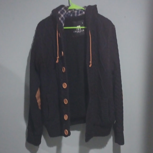 American Stitch Other - Men's American Stitch sweater says size fits more like a medium